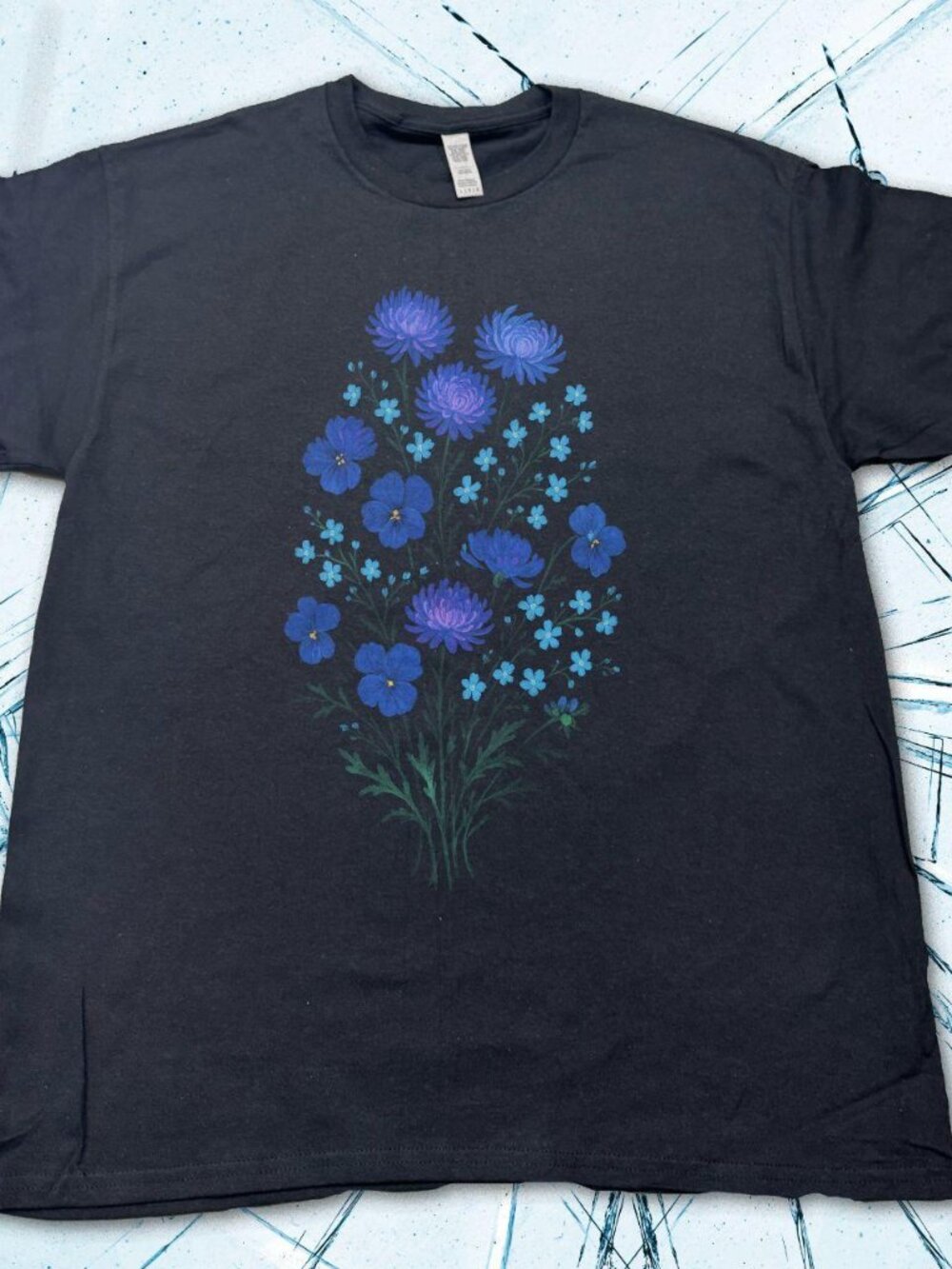 VINTAGE STYLE BLUE BLOOM TEE Black T-shirt